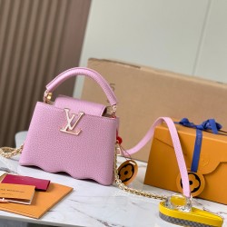M22121Capucines Capushell Mini Tote Bag：22 x 14 x 7.5 