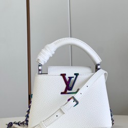 M22055 White Mini Capucines Mini Handbagssize：21x14x8cm
