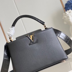 M916987Capucines MM Handbagsize：31.5x20x11cm