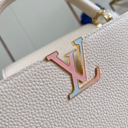  M48865M23082  Capucines MM LV Milky Way 31.5x20x11cm 