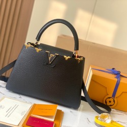  M23332Capucines Small HandbagSize：31.5 * 20 * 11Cm