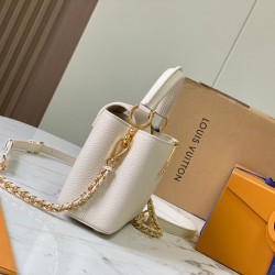 M23082Capucines BB Handbags LV Milky Way 。21148cm 