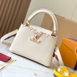 M23330Capucines Mini HandbagSize：21 * 14 * 8Cm