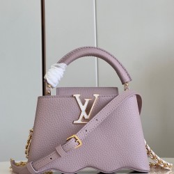  M22122Capucines Capushell Mini Handbag22 x 14 x 7.5 