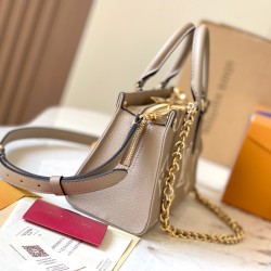  M23641OnTheGo Small Handbag25 x 13 x 10