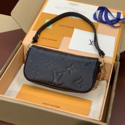 M82211 Wallet On Chain Ivy Handbag