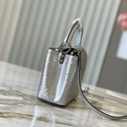  M95393/M48865Capucines ostrich print handbagSize:21 * 14 * 8 cm