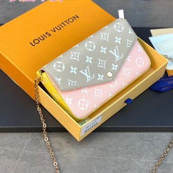 M81359 POCHETTE FLICIE Chain Bag