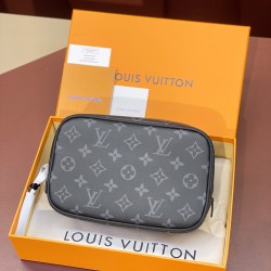 Damier Graphite Clutch Bag N47521