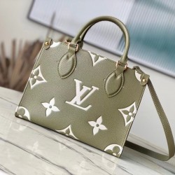  M46569 OnTheGo Small Handbag