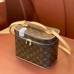 M42265 Cosmetic Bag Large