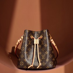 M46581 Néonoé BB Bucket Bag