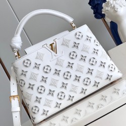  M22863Capucines MM Handbagssize：31.5x20x11cm