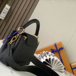 M56669Capucines Mini Handbag21 x 14 x 8 
