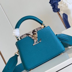 M48865Capucines  size:21x14x8 cm