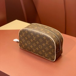 47527Damier Graphite Cosmetic Bag：25.5 x 17.0 x 9.0 cm