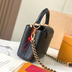  M23082Capucines BB Handbags LV Milky Way 21148cm 