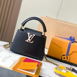  M23082Capucines BB Handbags LV Milky Way 21148cm 