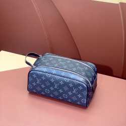 44494cosmetic bagsize28x16x13cm。
