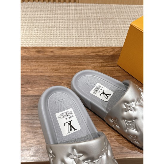 LV SLIPPERS
