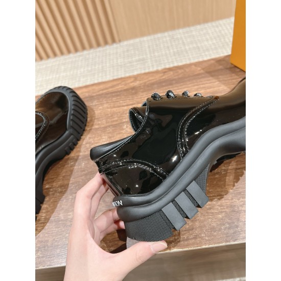 LV Sneakers