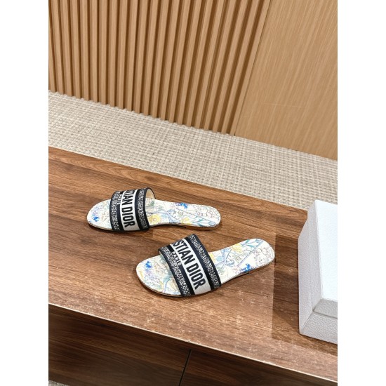 slippers slippers