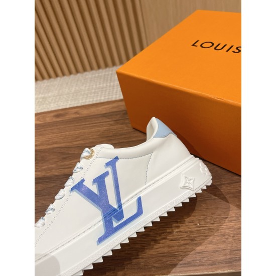 LV SNEAKERS
