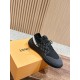 LV SNEAKERS