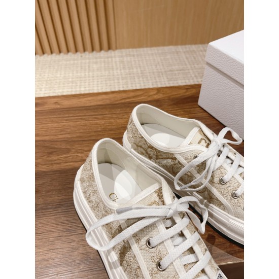 Embroidered Canvas Shoes Embroidered Canvas Shoes