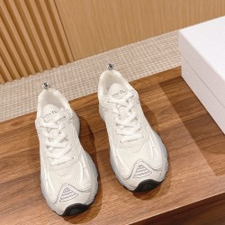 vibe sneakers