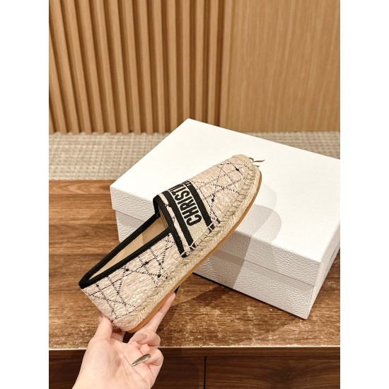 slippers slippers