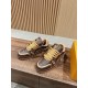 LV SNEAKERS