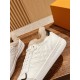 LV SNEAKERS