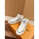 LV SNEAKERS