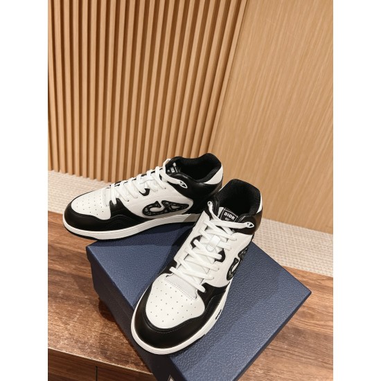 B57 Sneakers B57 Sneakers