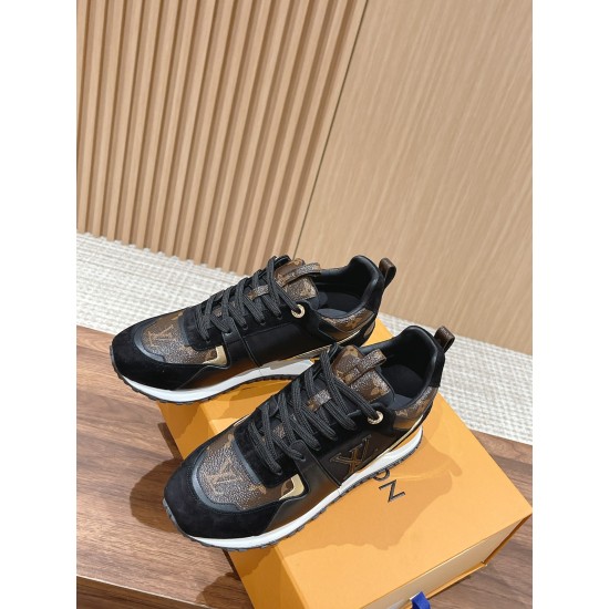 LV SNEAKERS