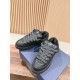 sneakers sneakers