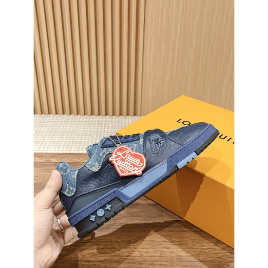 LV SNEAKERS