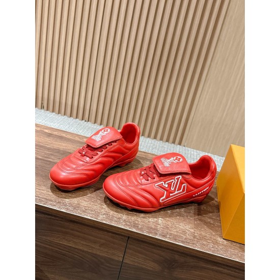LV SNEAKERS