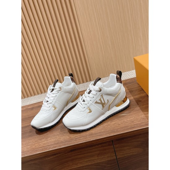 LV SNEAKERS