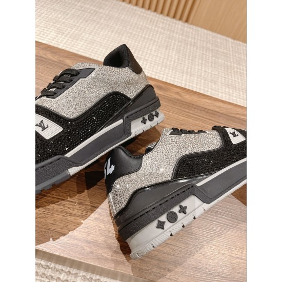 LV SNEAKERS LV SNEAKERS