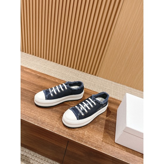 Embroidered Canvas Shoes Embroidered Canvas Shoes