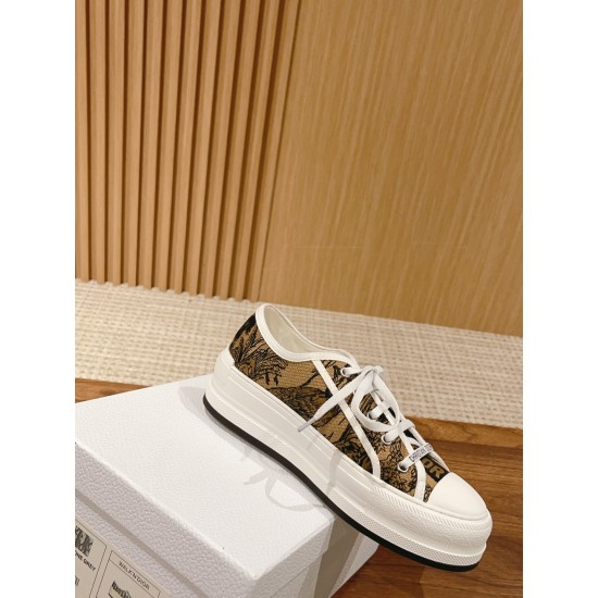 Embroidered Canvas Shoes Embroidered Canvas Shoes
