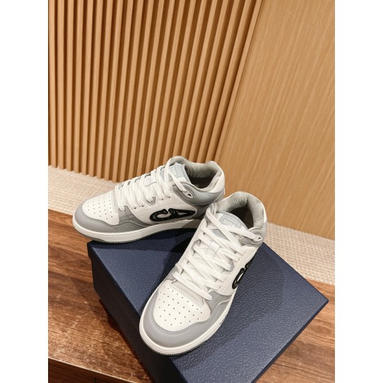 B57 Sneakers B57 Sneakers