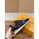 LV SNEAKERS