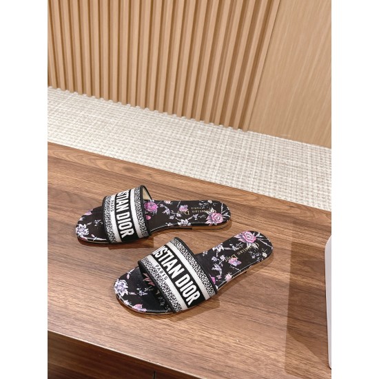 slippers slippers