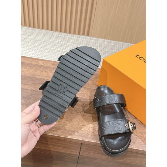 LV SLIPPERS