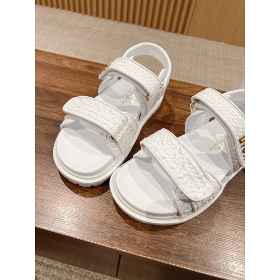 slippers slippers