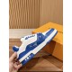 LV SNEAKERS