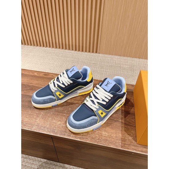 LV SNEAKERS